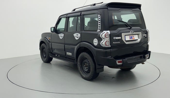 2017 Mahindra Scorpio S6 PLUS, Diesel, Manual, 53,326 km, Left Back Diagonal (45- Degree) View