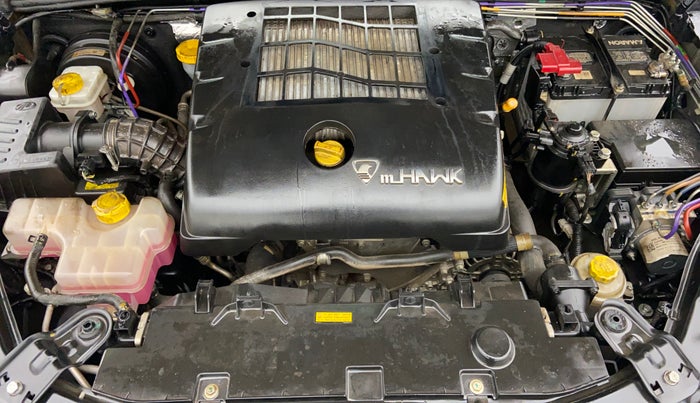 2017 Mahindra Scorpio S6 PLUS, Diesel, Manual, 53,326 km, Engine Bonet View