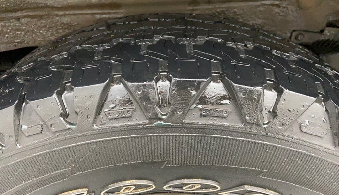 2017 Mahindra Scorpio S6 PLUS, Diesel, Manual, 53,326 km, Right Rear Tyre Tread