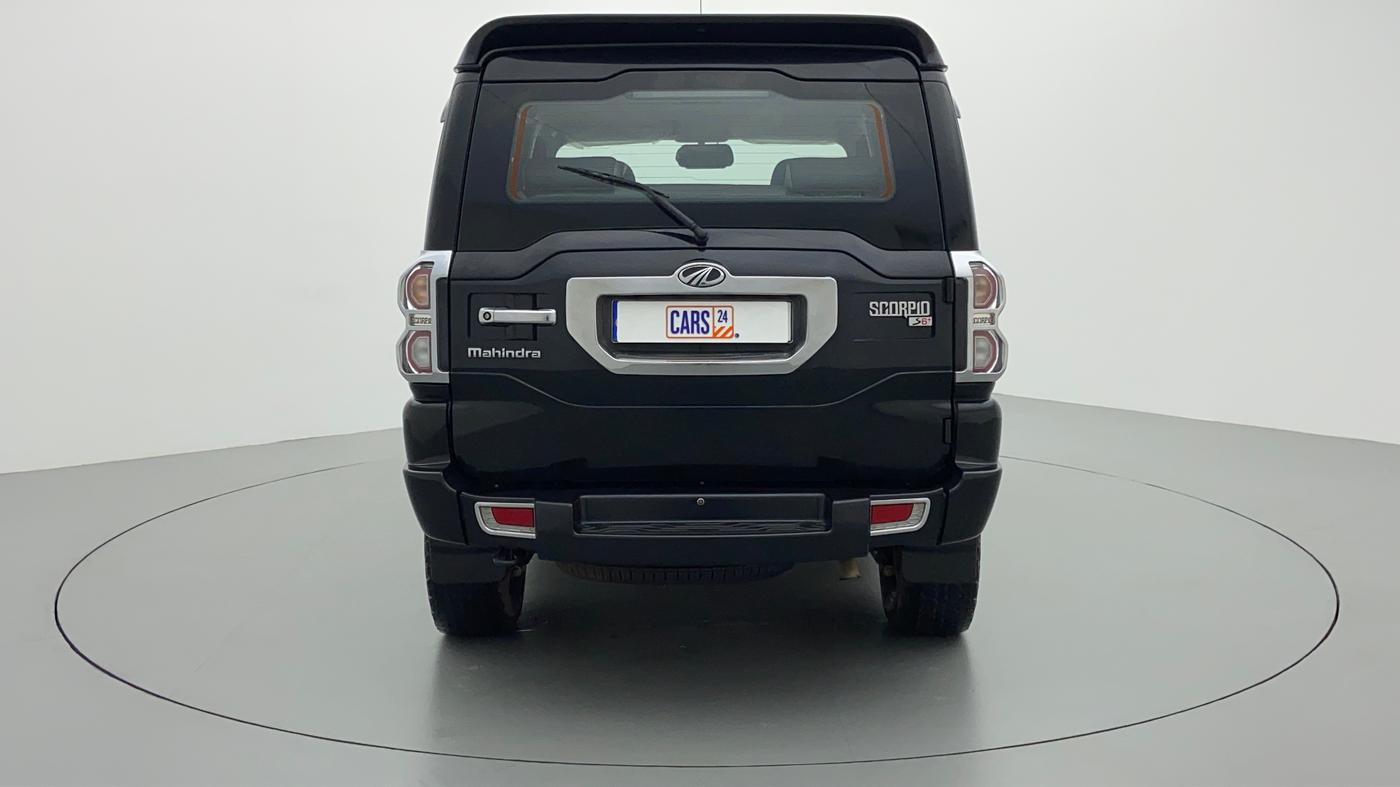 2017 Mahindra Scorpio S6 PLUS, Diesel, Manual, 53,326 km, Back/Rear View