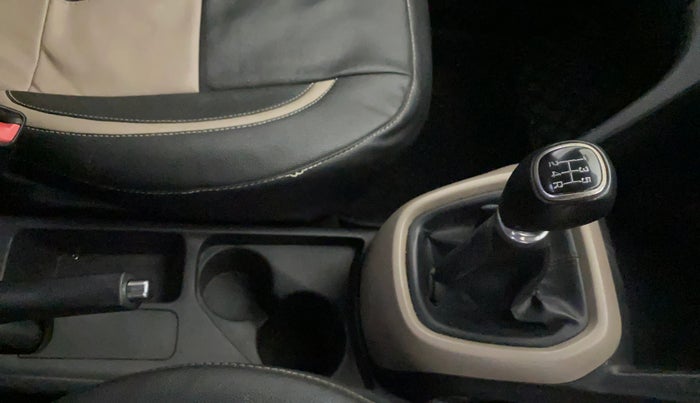 2015 Hyundai Grand i10 SPORTZ 1.2 KAPPA VTVT, Petrol, Manual, 73,497 km, Gear Lever