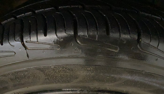 2015 Hyundai Grand i10 SPORTZ 1.2 KAPPA VTVT, Petrol, Manual, 73,497 km, Right Front Tyre Tread