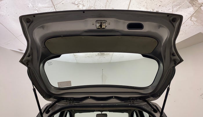 2014 Maruti Celerio VXI CNG, CNG, Manual, 94,234 km, Boot Door Open