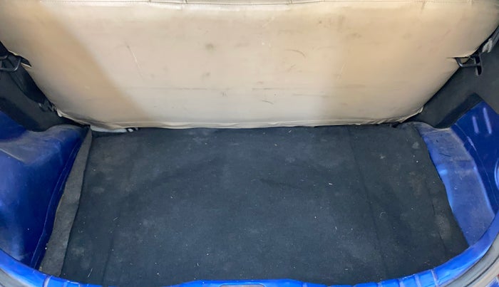 2013 Hyundai Eon ERA +, Petrol, Manual, 61,944 km, Boot Inside