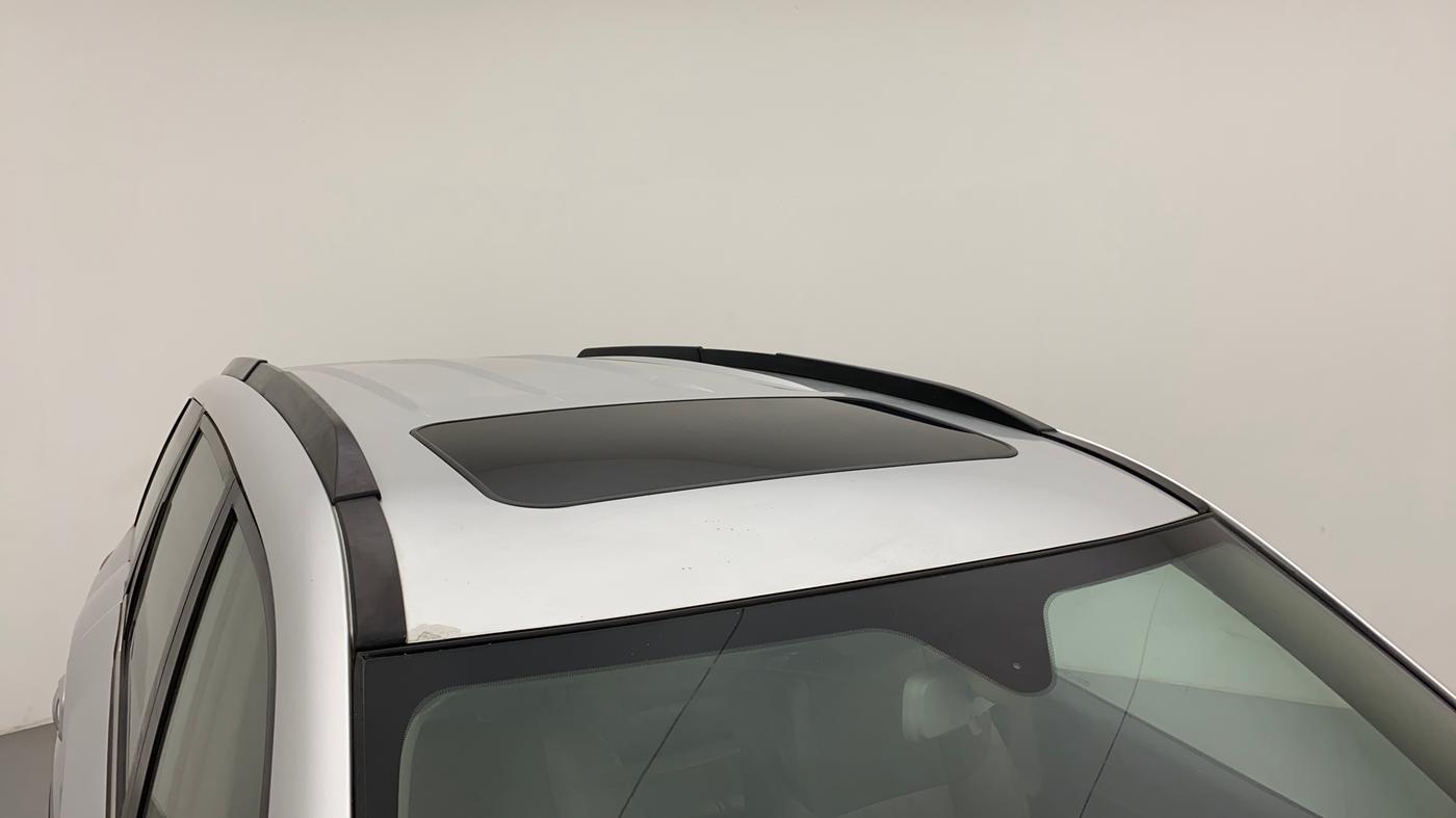 2016 Mahindra XUV500 W10 AT, Diesel, Automatic, 93,153 km, Roof