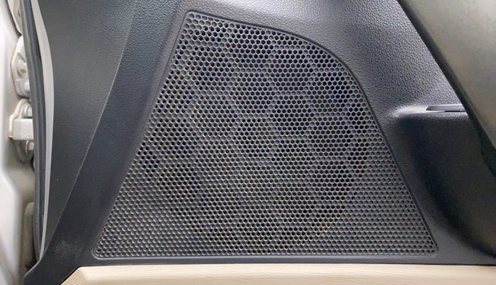 2016 Mahindra XUV500 W10 AT, Diesel, Automatic, 93,153 km, Speaker