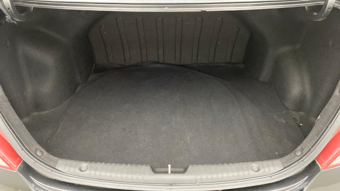 2014 Hyundai Verna FLUIDIC 1.4 VTVT CX, Petrol, Manual, 74,895 km, Boot Inside