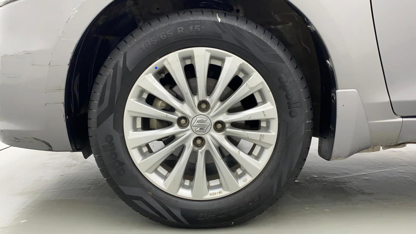 2015 Maruti Ciaz ZXI AT, Petrol, Automatic, 69,937 km, Left Front Wheel