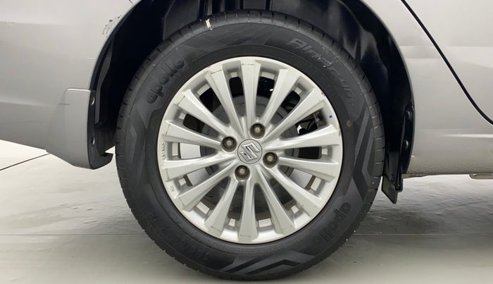 2015 Maruti Ciaz ZXI AT, Petrol, Automatic, 69,937 km, Right Rear Wheel