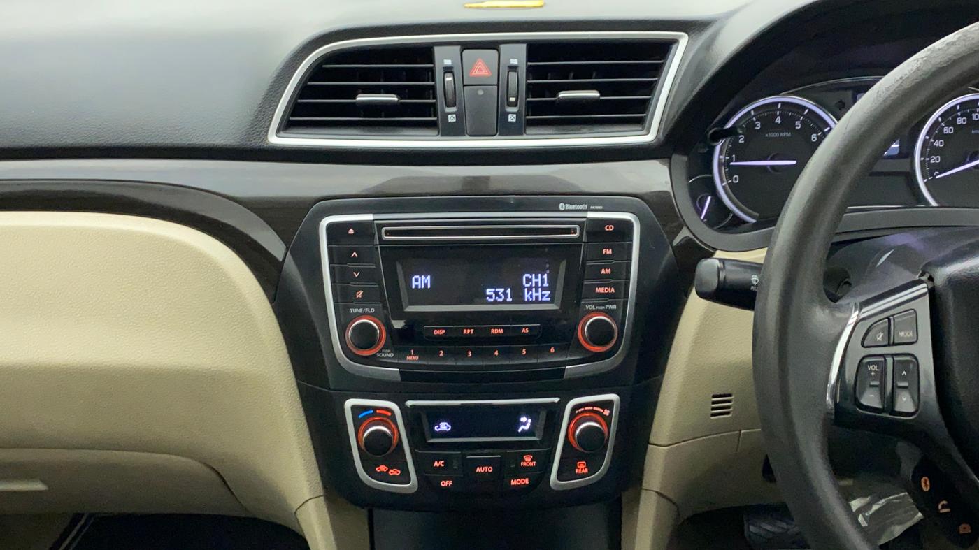 2015 Maruti Ciaz ZXI AT, Petrol, Automatic, 69,937 km, Air Conditioner