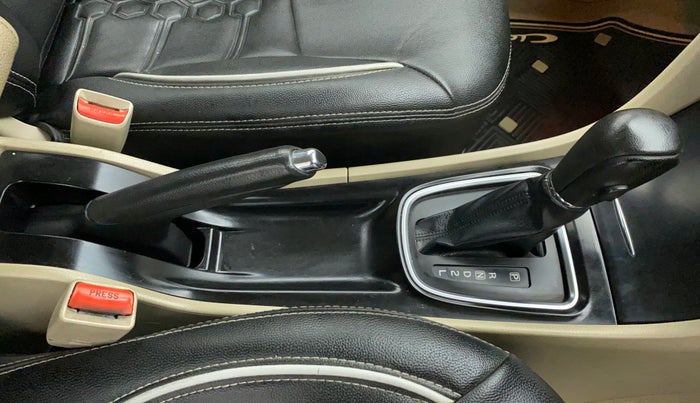 2015 Maruti Ciaz ZXI AT, Petrol, Automatic, 69,937 km, Gear Lever