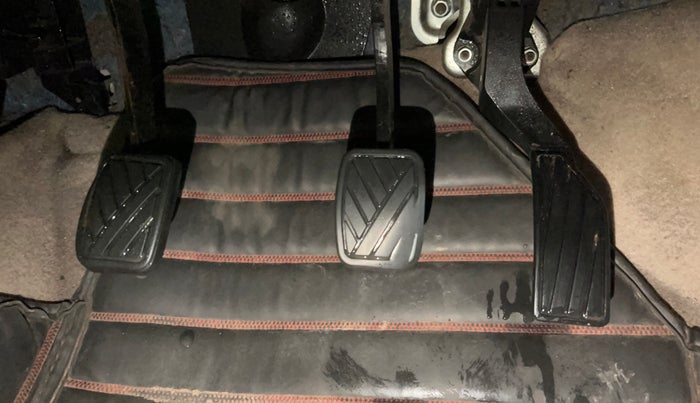 2015 Maruti Swift Dzire VXI, Petrol, Manual, 58,310 km, Pedals