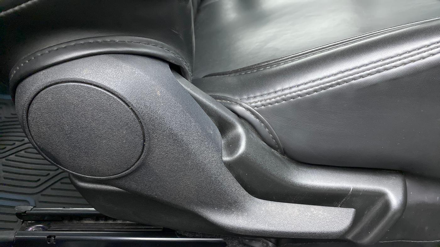 2022 Maruti Baleno SIGMA PETROL 1.2, Petrol, Manual, 33,876 km, Driver Side Adjustment Panel