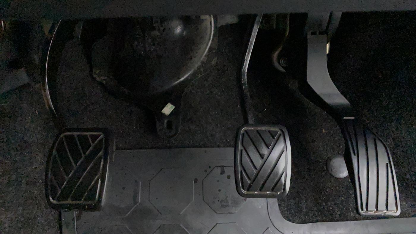 2012 Maruti Ritz VXI, Petrol, Manual, 80,315 km, Pedals