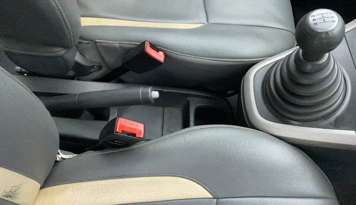 2012 Maruti Ritz VXI, Petrol, Manual, 80,315 km, Gear Lever