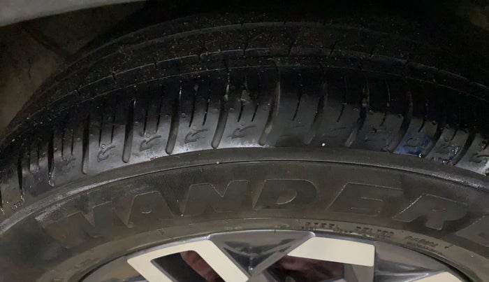 2023 Hyundai VENUE SX (O) 1.0 TURBO DCT, Petrol, Automatic, 15,243 km, Left Rear Tyre Tread