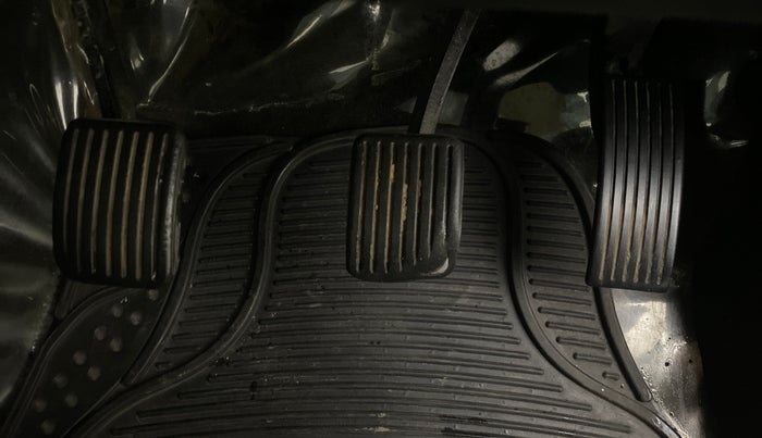 2014 Hyundai Grand i10 ASTA (O) 1.2 KAPPA VTVT, CNG, Manual, 75,911 km, Pedals