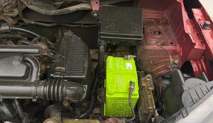 2018 Renault Kwid RXT 1.0 AMT, Petrol, Automatic, 42,644 km, Engine View - Left