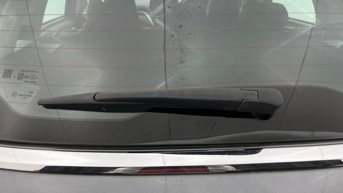 2023 Maruti Grand Vitara ZETA SMART HYBRID, Petrol, Manual, 38,096 km, Rear Wiper