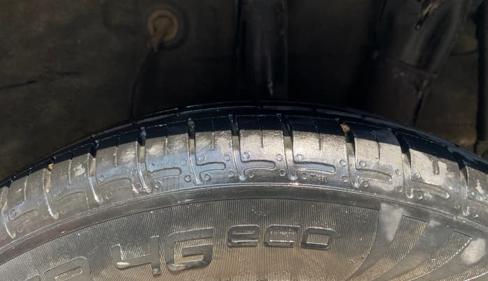 2022 Hyundai GRAND I10 NIOS SPORTZ AMT 1.2 KAPPA VTVT, Petrol, Automatic, 39,049 km, Left Rear Tyre Tread