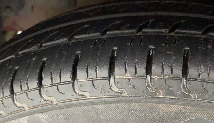 2018 Datsun Redi Go S 1.0 AMT, Petrol, Automatic, 30,777 km, Left Front Tyre Tread