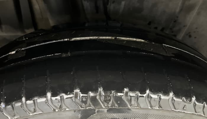 2020 Maruti Ertiga VXI CNG, CNG, Manual, 70,249 km, Right Rear Tyre Tread