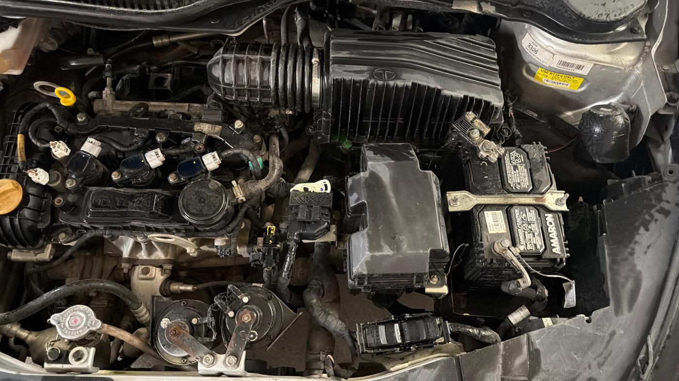 2020 Tata ALTROZ XM PETROL, Petrol, Manual, 52,569 km, Engine View - Left