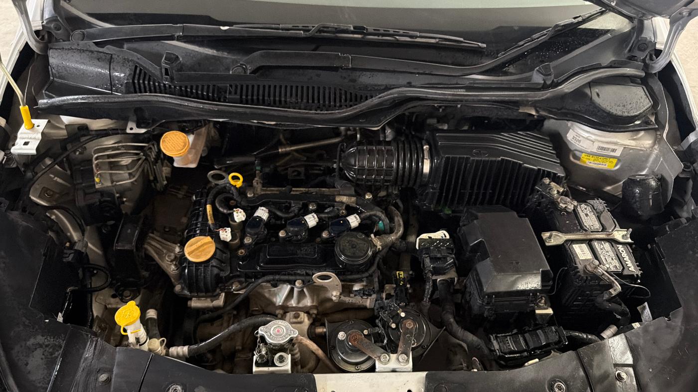 2020 Tata ALTROZ XM PETROL, Petrol, Manual, 52,569 km, Engine View