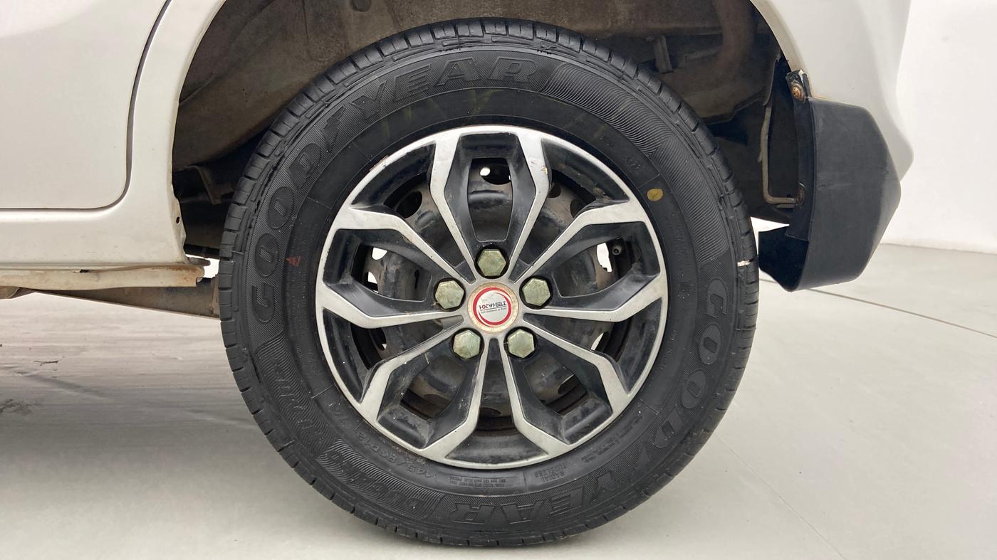 2017 Maruti Alto 800 LXI, Petrol, Manual, 40,977 km, Left Rear Wheel