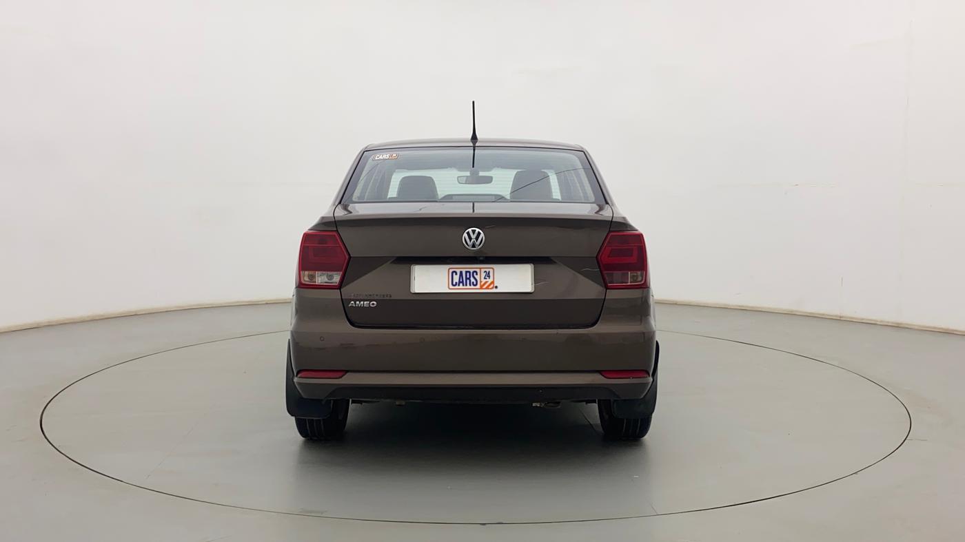 2016 Volkswagen Ameo HIGHLINE1.2L, Petrol, Manual, 61,167 km, Back/Rear