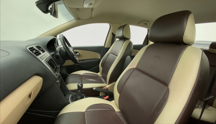 2016 Volkswagen Ameo HIGHLINE1.2L, Petrol, Manual, 61,167 km, Right Side Front Door Cabin