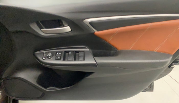 2018 Honda WR-V 1.2L I-VTEC VX MT, Petrol, Manual, 45,572 km, Driver Side Door Panels Control