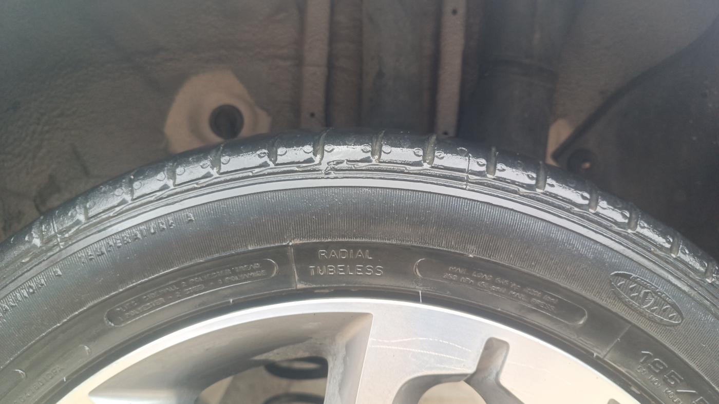 2016 Hyundai i20 Active 1.2 SX, Petrol, Manual, 90,718 km, Left Rear Tyre Tread