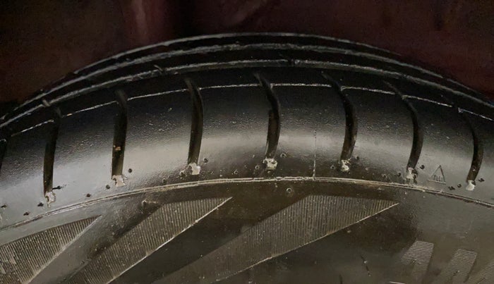 2019 Honda Amaze 1.2L I-VTEC S, Petrol, Manual, 49,019 km, Right Rear Tyre Tread