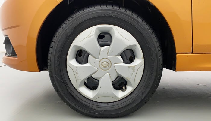 2016 Tata Tiago XT 1.05 REVOTORQ, Diesel, Manual, 82,619 km, Left Front Wheel