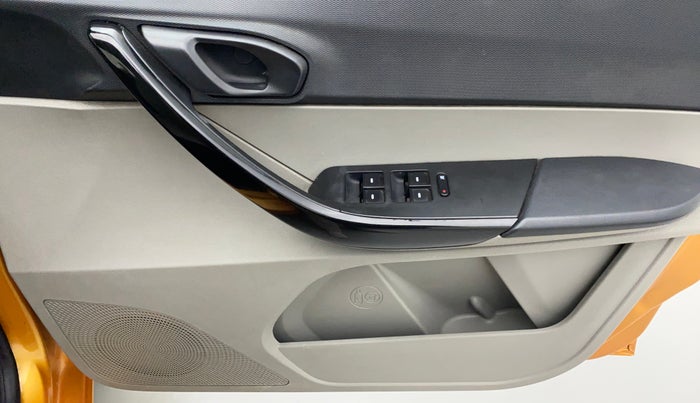 2016 Tata Tiago XT 1.05 REVOTORQ, Diesel, Manual, 82,619 km, Driver Side Door Panels Control