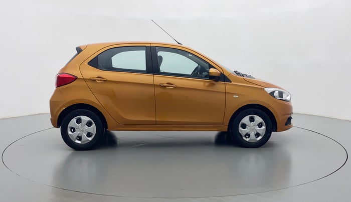 2016 Tata Tiago XT 1.05 REVOTORQ, Diesel, Manual, 82,619 km, Right Side