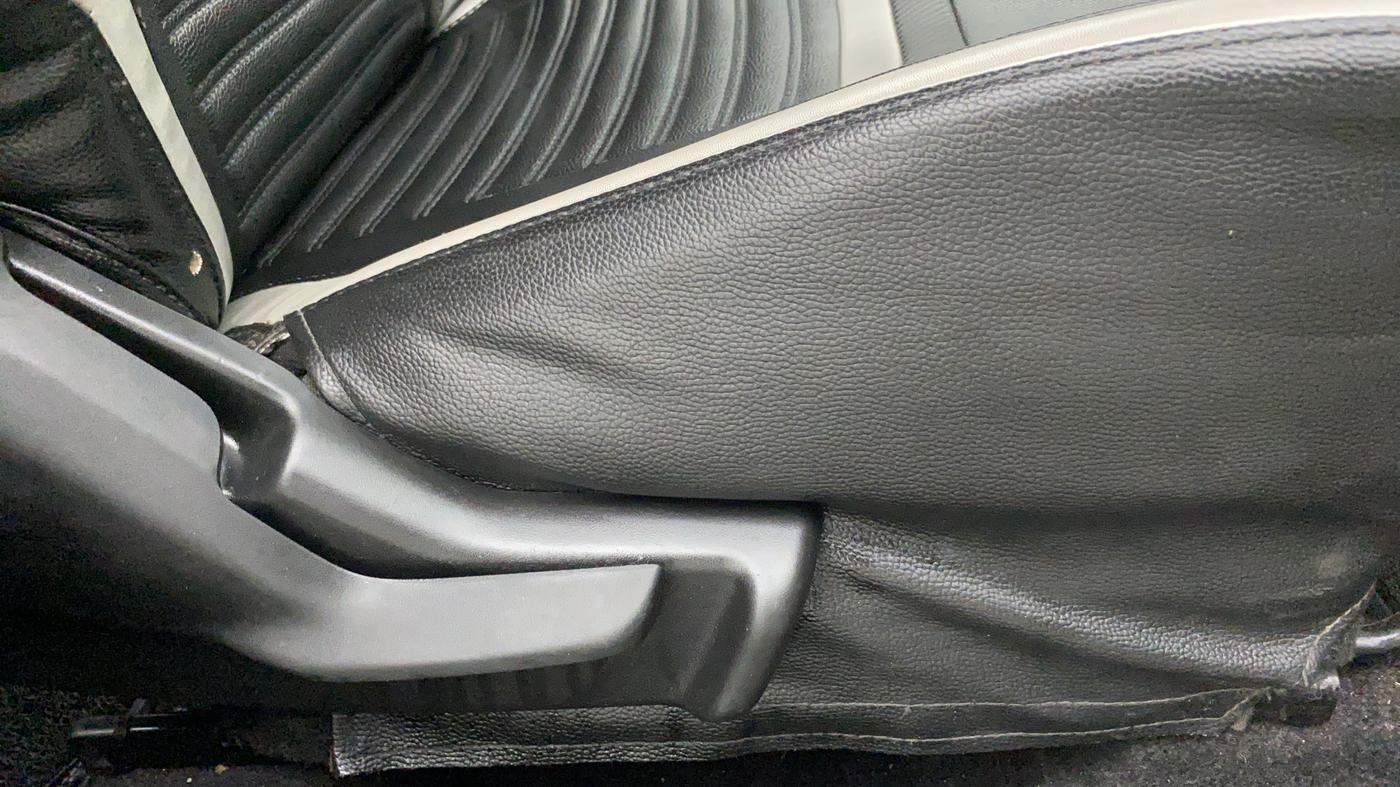 2018 Maruti Baleno DELTA PETROL 1.2, Petrol, Manual, 33,089 km, Driver Side Adjustment Panel