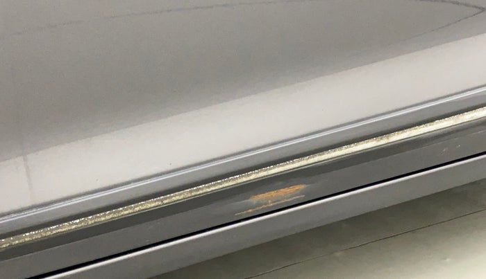 2018 Maruti Baleno DELTA PETROL 1.2, Petrol, Manual, 33,089 km, Front passenger door - Slight discoloration