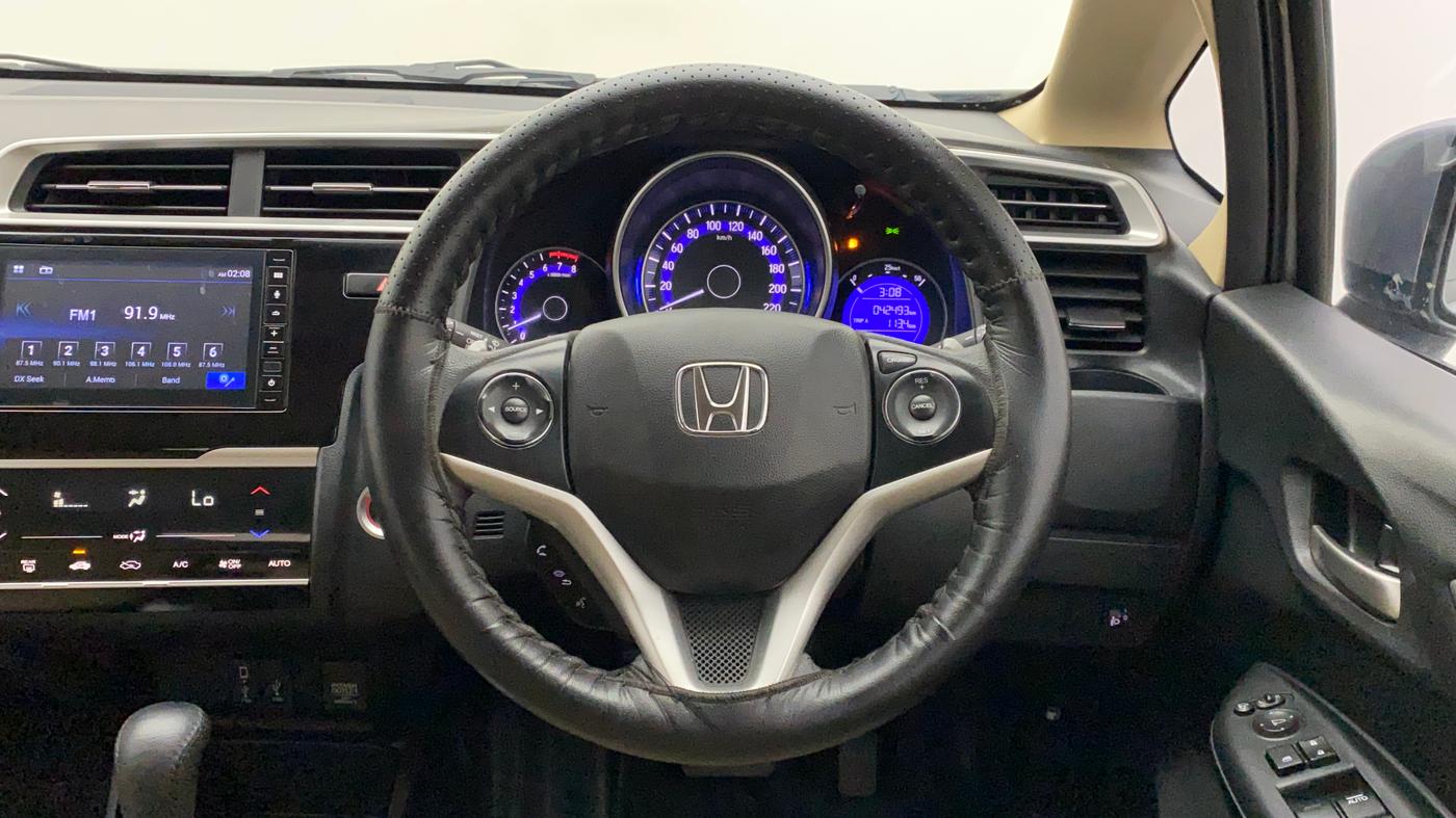 2021 Honda Jazz 1.2L I-VTEC VX CVT, Petrol, Automatic, 42,493 km, Steering Wheel Close Up