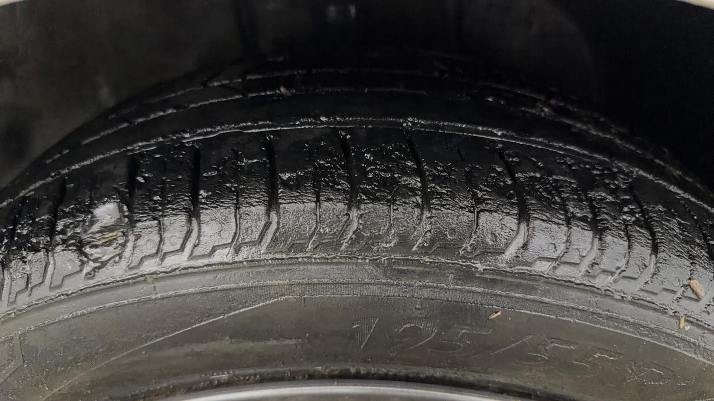 2021 Hyundai NEW I20 SPORTZ 1.2 MT, Petrol, Manual, 57,026 km, Right Front Tyre Tread