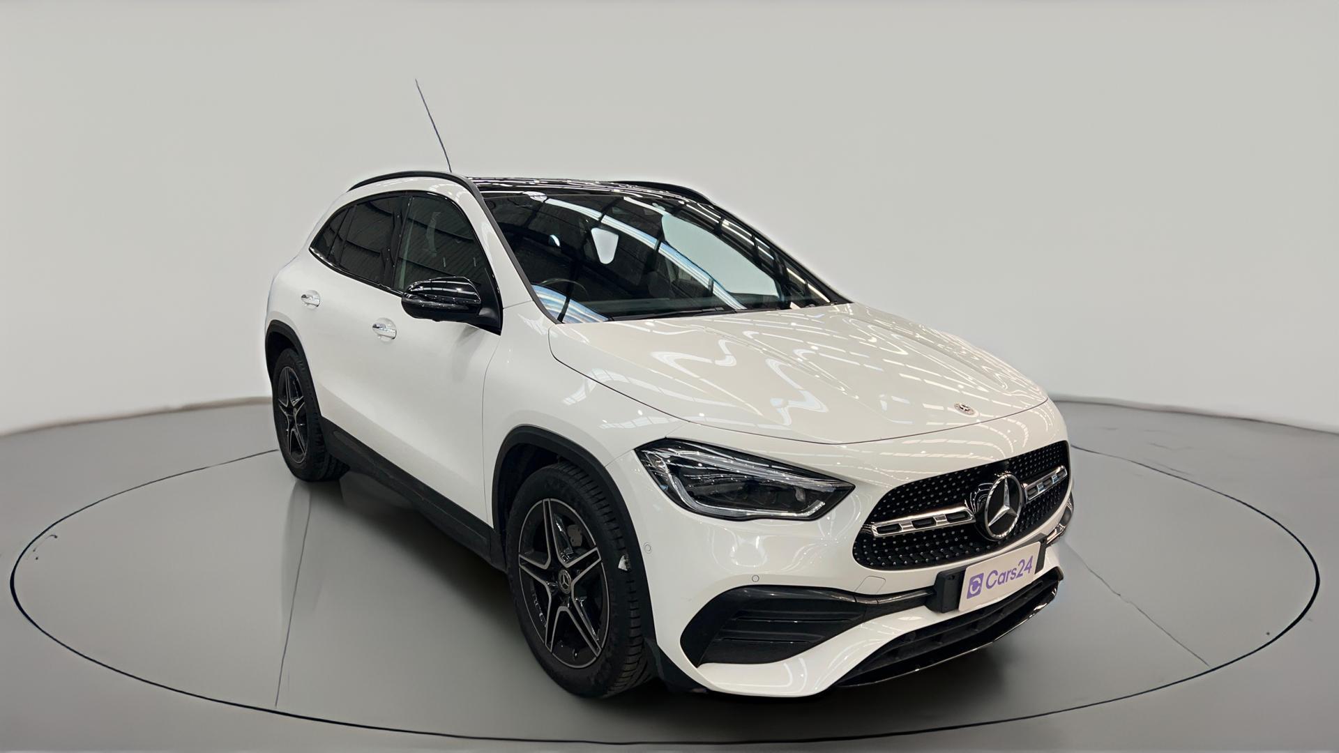 Mercedes-benz GLA image