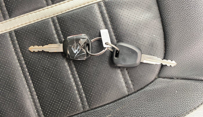 2015 Maruti Celerio VXI, Petrol, Manual, 44,070 km, Key Close Up