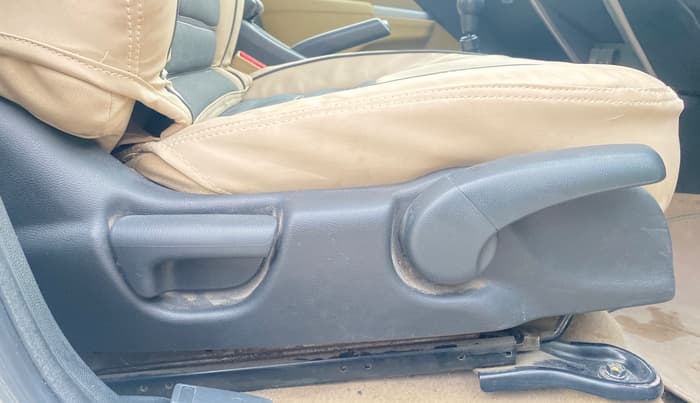 2015 Honda City 1.5L I-VTEC V MT, Petrol, Manual, 1,02,310 km, Driver Side Adjustment Panel