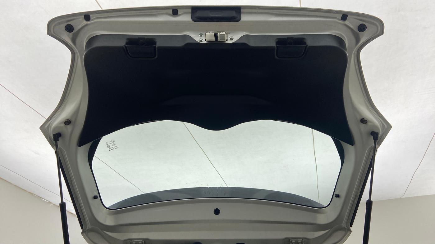 2020 Maruti Swift LXI D, Petrol, Manual, 18,235 km, Boot Door Open