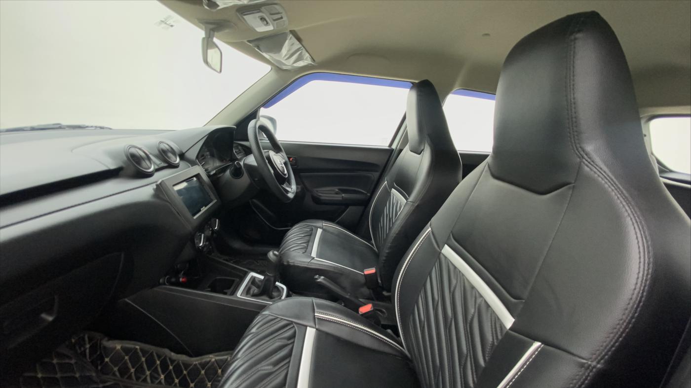 2020 Maruti Swift LXI D, Petrol, Manual, 18,235 km, Right Side Front Door Cabin