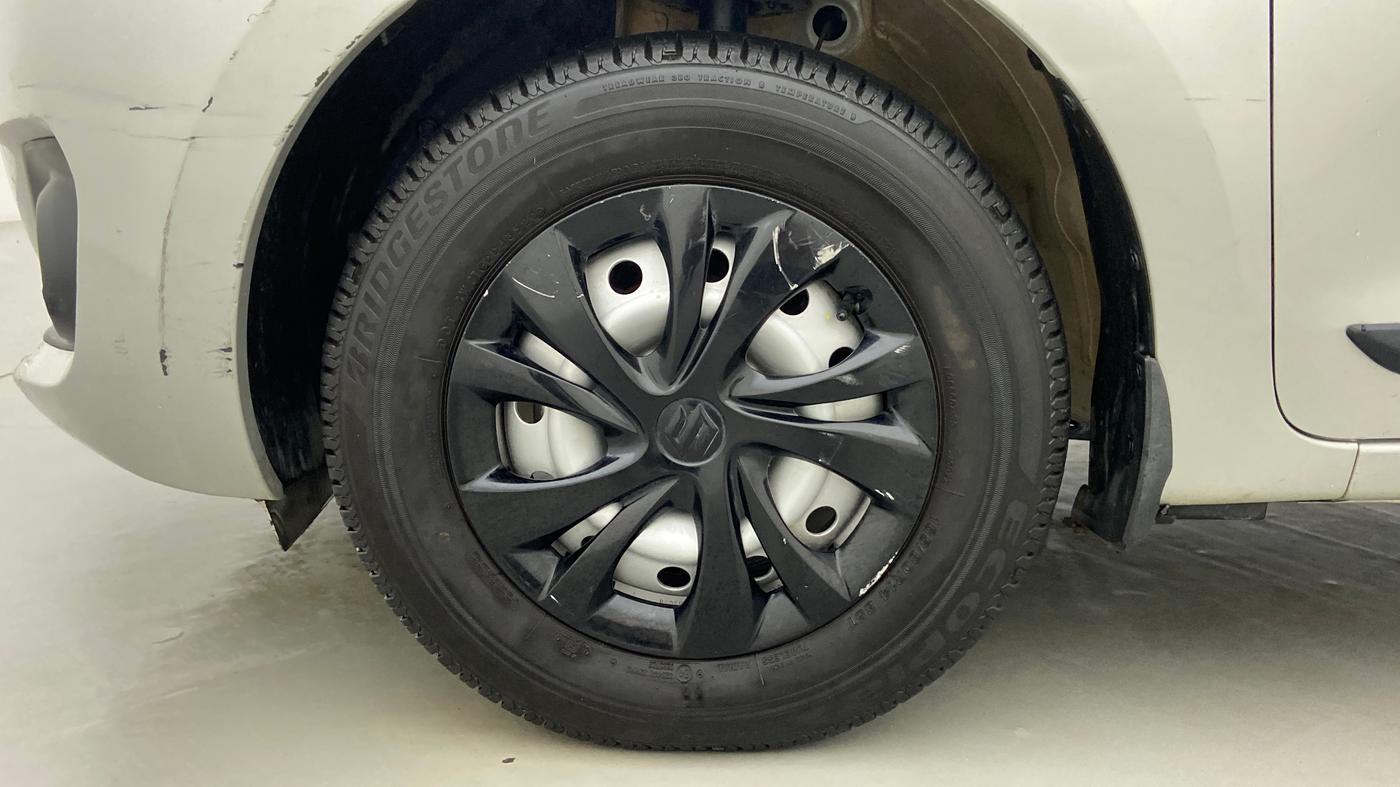 2020 Maruti Swift LXI D, Petrol, Manual, 18,235 km, Left Front Wheel