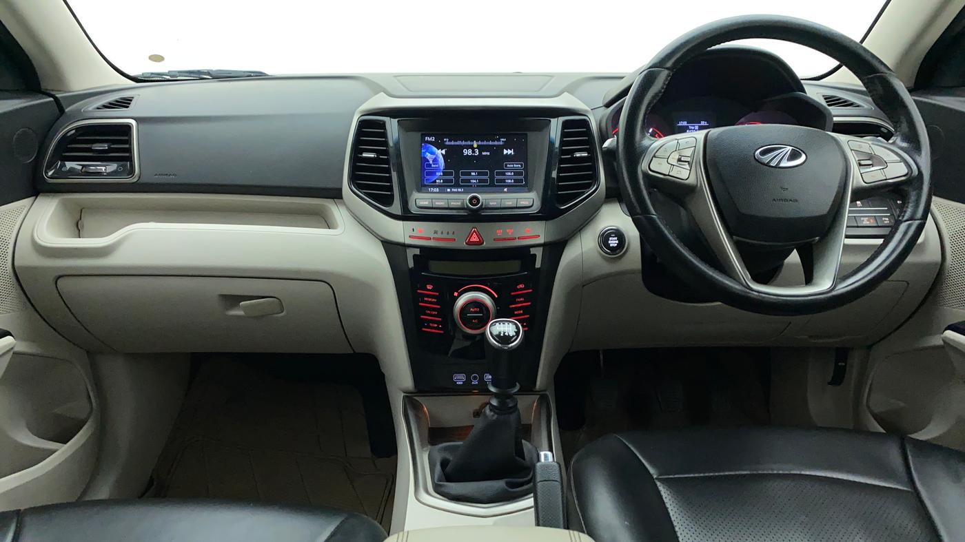 2019 Mahindra XUV300 1.2 W8 OPT, Petrol, Manual, 63,005 km, Dashboard
