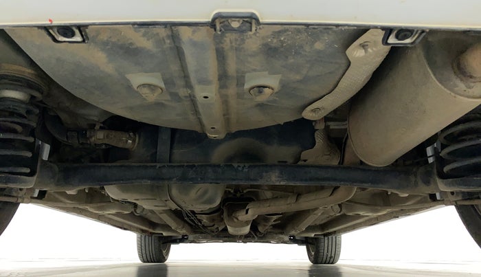 2019 Mahindra XUV300 1.2 W8 OPT, Petrol, Manual, 63,005 km, Rear Underody