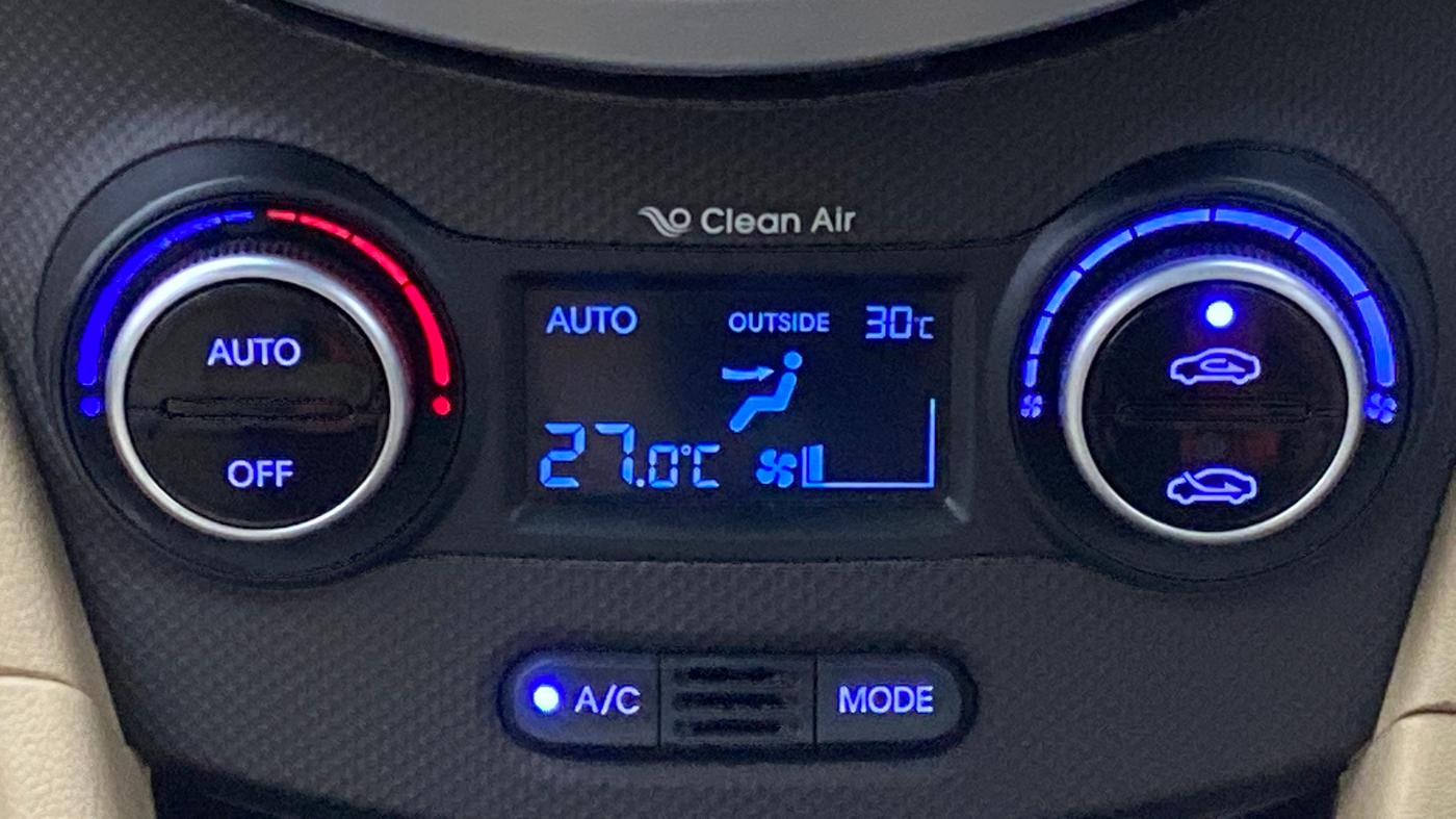 2016 Hyundai Verna FLUIDIC 1.6 SX VTVT, Petrol, Manual, 33,331 km, Automatic Climate Control